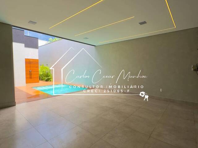 #24 - Casa para Venda em Franca - SP