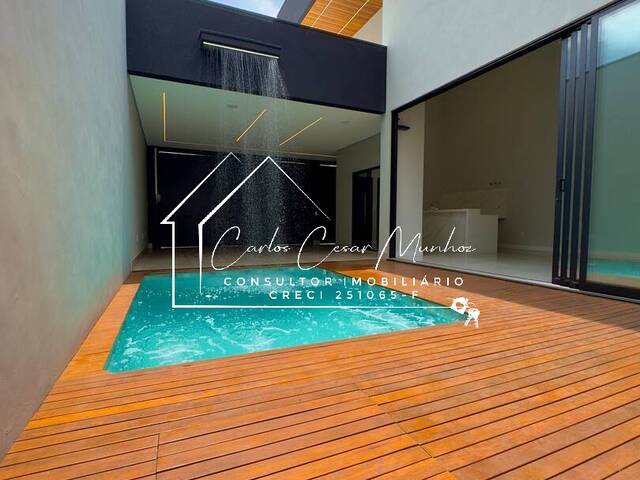 #24 - Casa para Venda em Franca - SP