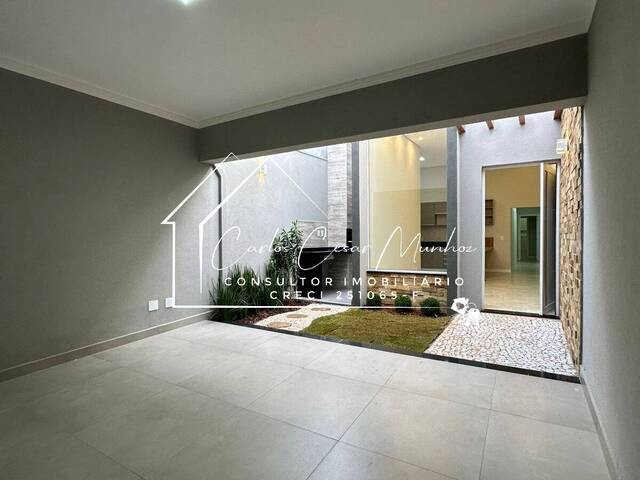 #170 - Casa para Venda em Franca - SP - 2