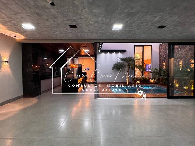 #23 - Casa para Venda em Franca - SP