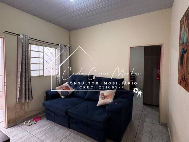 #210 - Casa para Venda em Franca - SP - 2