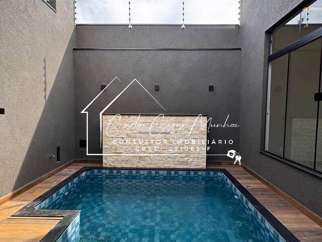 #236 - Casa para Venda em Franca - SP - 2