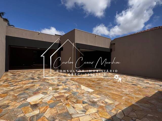 #241 - Casa para Venda em Franca - SP - 3