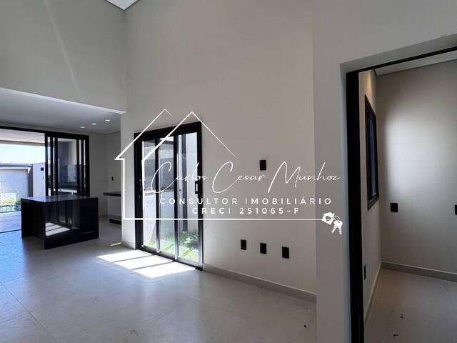 #246 - Casa para Venda em Franca - SP - 3