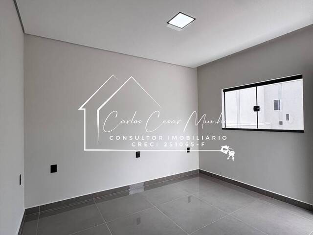 #251 - Casa para Venda em Franca - SP - 2